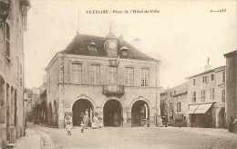 Août13c 1219 : Vézelise  -  Place De L´Hôtel De Ville - Vezelise