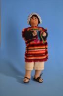 Doll Bolivia Hand Made Indigenous People From Tarabuco - Male - Populaire Kunst