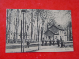 PUY DE DOME-AIGUEPERSE-LA GARE-258-ANIMEE - Aigueperse