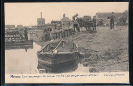 Belgique -- Merir -- Le Rouissage Du Lin Dans La Lys , En Pleine Activite - Menen