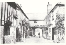 Postcard SOUTHWELL Old Courtyard Saracen´s Head Hotel Nottinghamshire Repro - Andere & Zonder Classificatie