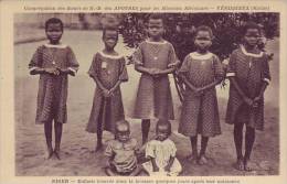 D10 - NIGER - Enfants Trouvés Dans La Brousse Quelques Jours Après Leur Naissance Soeurs ND DES APOTRES - VENISSIEUX 69 - Niger