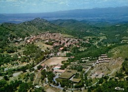 CPM      83    LA GARDE FREINET      1979              VUE AERIENNE - La Garde Freinet