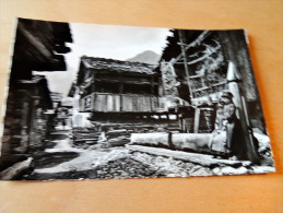Carte Postale Ancienne : LOTSCHENTAL Dorfpartie In Kippel , Animé - Kippel