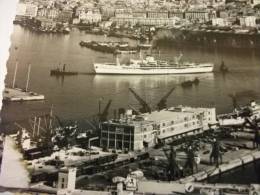 Nave Ship Rimorchiatore Che Traina Nave Porto Genova - Tugboats