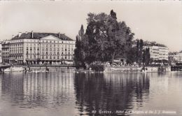 Cp , SUISSE , GENÈVE , Hôtel Des Bergues Et Ile J. J. Rousseau - Genève