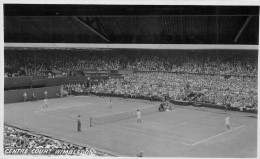 Wimbledon : Tennis Court Central , Theme Sport - London Suburbs