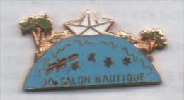 Beau Pin´s En EGF , Marine Bateau , Salon Nautique - Barcos