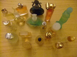 17 MINIATURE EAU DE PARFUM -- 17 ECHANTILLON DE COLLECTION - Miniaturen Flesjes Dame (zonder Doos)