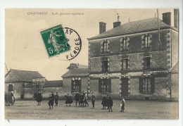 85 -  CHANTONNAY -  LES ÉCOLIERS DEVANT  L'ÉCOLE PRIMAIRE SUPÉRIEURE - 1912 - Chantonnay