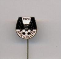 FOOTBAL / SOCCER , CLUB ´´FK GRLISTE´´- GRLISTE, SERBIA, Enamelled OLD Pin Badge From 1970th. - Bowling