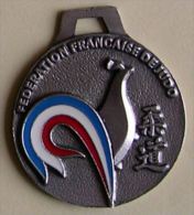 MEDAILLE DE JUDO - FEDERATION FRANCAISE - SPORTS - CHAMPIONNAT D'ISERE - EQUIPE JUNIORS 1994-1995 - 2ème - POIDS : 40 G - Martial Arts