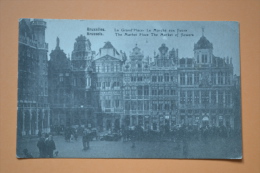 BRUXELLES (Belgique) La Grand´ Place Le Marché Aux Fleurs - Non Circulée - Animée - Markten