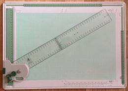 Planche En PVC Millimétré Avec Règle Orientable Pour Croquis Et Dessins - 40x50 - Rare - Altri & Non Classificati