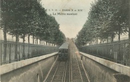 Le Métro Montant Paris (75)  Paris X Et XIX - Metro