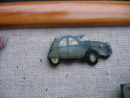 Pin´s 2CV CITROEN De Couleur Grise - Citroën