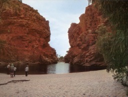 (400) Australia - NT - Ellery Creek Gorge - The Red Centre