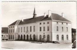 Le Merlerault (61) L'hôtel De Ville - Le Merlerault