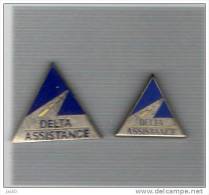 2  Pin´s  Triangulaire  DELTA  Assistance, 1 Verso GF  Groupe  F I A, 1  Verso  Arthus  Bertrand - Arthus Bertrand