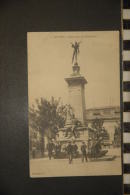 CP, 10, Troyes Monument Aux Bienfaiteurs N°5 Edition TG - Troyes