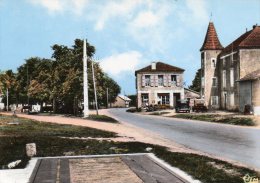 Place Du Foirail - Laroque Timbault