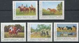 119 ARGENTINE 1988 - Tableaux Chevaux - Neuf Sans Charniere (Yvert 1640/44) - Unused Stamps