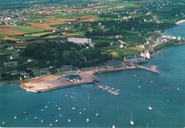 LANDEDA (Finistère) L'ABER-WRAC'H - Vue Générale Sur Le Port, Vue Aérienne - LA BRETAGNE EN COULEUR - Circulée, 2 Scans - Otros Municipios