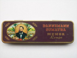 Scatola In Latta Di Sigari DANNEMANN SUMATRA MENOR (CIGAR CIGARRO) - Contenitori Di Tabacco (vuoti)