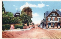 CPA Petit Format, (80) CHAULNES, Rue Ernest , écrite, Timbrée, De 1957 - Chaulnes