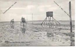 NORTHUMBERLAND - HOLY ISLAND - CROSSING THE SANDS Nm221 - Andere & Zonder Classificatie