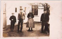 BRIESING Gemeinde Malschwitz Bei Bautzen Private Fotokarte Mit Einzelhaus Und Bewohner  1.2.1917 - Bautzen