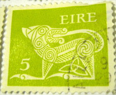 Ireland 1974 Stylised Dog 5p - Used - Used Stamps