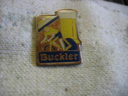 Pin´s Cyclisme, Vélo: Pub Pour La Biere BUCKLER - Radsport