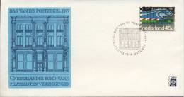 Envelop Dag Van De Postzegel 1977 - Briefe U. Dokumente