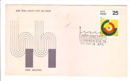 First Day Cover Issued From India On Industries On 30.04.1976 - Briefe