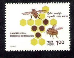 INDIA  1980 Apiculture  MNH Stamp, Yvert 614. - Ungebraucht