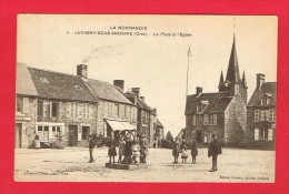 Orne - JUVIGNY SOUS ANDAINE - La Place Et L'Église - Juvigny Sous Andaine