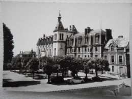 CP 93 VILLEPINTE - Le Sanatorium , Tuberculose  - Pavillon Sainte Marie, Château Rouge  - Voiture Décapotable Sport 1950 - Villepinte