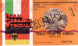 Naz. Di Calcio Italiane--ROMA--. Biglietto Originale Incontro -- ITALIA -- GERMANIA FEDERALE 1974 - Habillement, Souvenirs & Autres