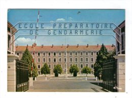 Cp , école De GENDARMERIE , 86 , CHATELLERAULT , Vierge , Ed : COMBIER - Police - Gendarmerie