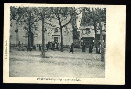 Cpa  Du 49  Varennes Sur Loire  Sortie De L' église  ..  Allonnes Saumur  CML2 - Allonnes