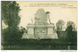 Loo - Monument élevé à La Mémoire Des Soldats Morts Pour La  Patrie - Lo-Reninge