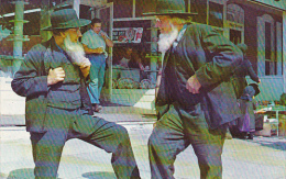 Two Amish Gentlemen In Conversation Eastern Pennsylvania - Lancaster