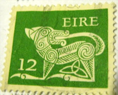 Ireland 1980 Stylised Dog 12p - Used - Usados