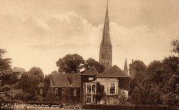 ANGLETERRE - SALISBURY - Cathedral And Deanery - Edit: F. Frith & Co - Salisbury