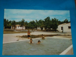 17) Aulnay-de-saintonge N° 17.1017 - Village De Vacances De Chante Oiseau ( La Piscine ) - ANNEE -  EDIT - Gilbert - Aulnay