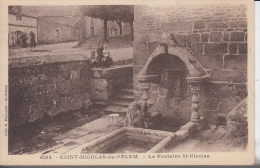 ST NICOLAS DE PELEM - La Fontaine - Saint-Nicolas-du-Pélem