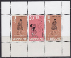 2220. Suriname, 1968, For The Child, Block, MH (*) - Surinam