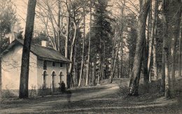 Belgique Beaumont Rond Point Des Roquettes Animée - Beaumont