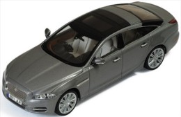 Ixo MOC 149, Jaguar XJ, 2011, 1:43 - Ixo